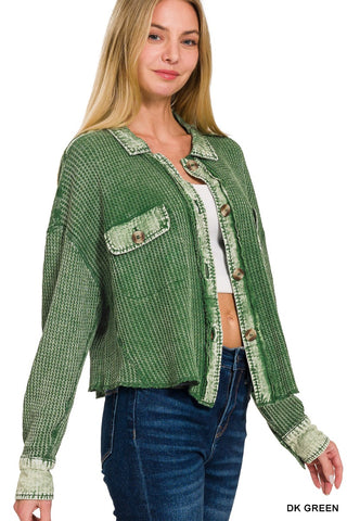 ACID WASH OVERSIZED COTTON WAFFLE CROPPED SHACKET- DARK GREEN