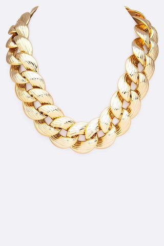 Textured Chunky Chain Necklace - ONLINE ONLY SHIPS IN 1-4 DAYS