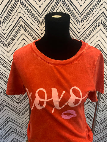 Graphic T-Shirt - XOXO - IN-STORE