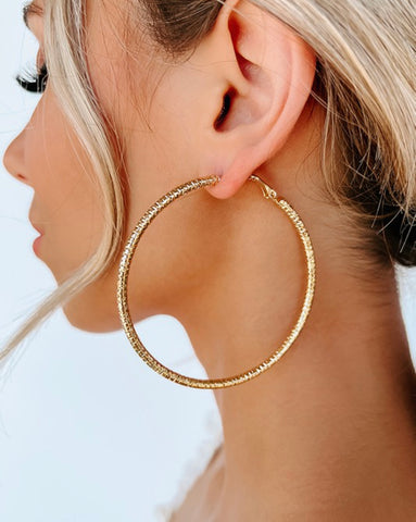 Gold Textured Detail Hoop Earing - In Store