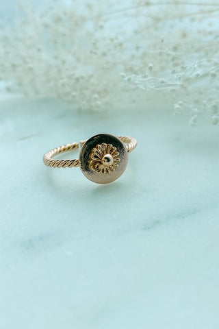 Circle Flower Ring- IN-STORE