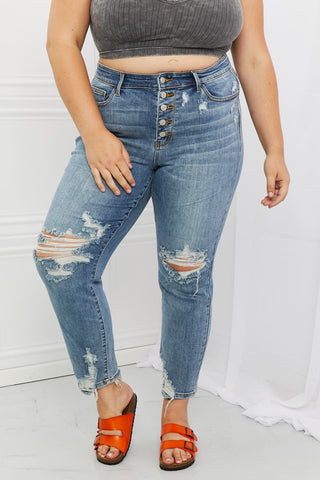 Judy Blue Maddison Full Size Boyfriend Jeans- ONLINE ONLY 2-10 DAY SHIPPING